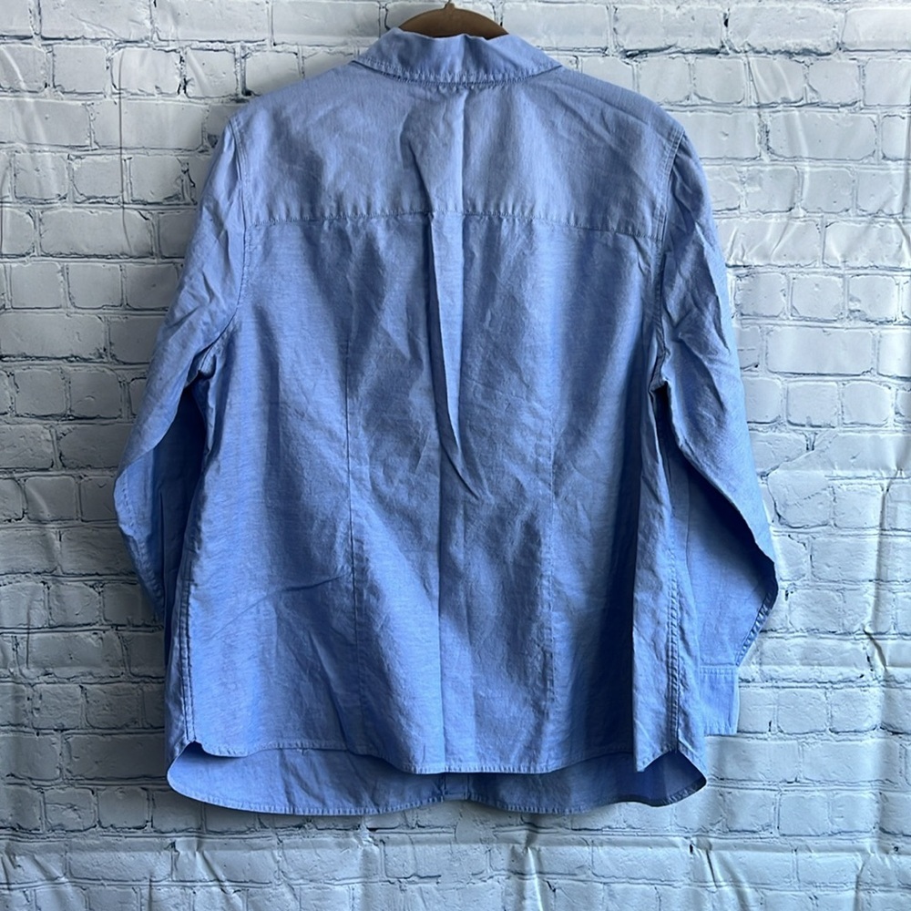 Talbots‎ Fleur De Lis Rhinestone Oxford blue button down Shirt woman’s size 16 P - Picture 3 of 3